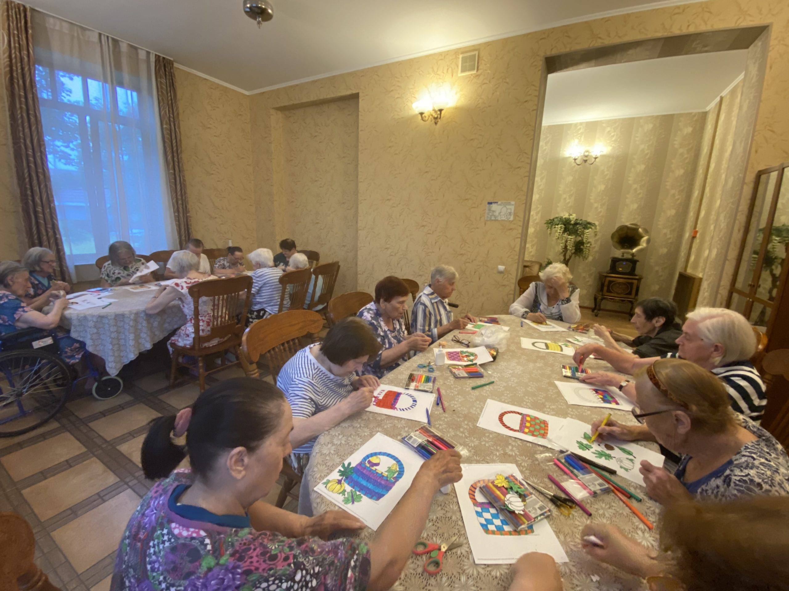 Реабилитация пожилых при заболеваниях нервной системы в СПб | Профилактика  неврологических заболеваний в пансионате «Вдохновение»